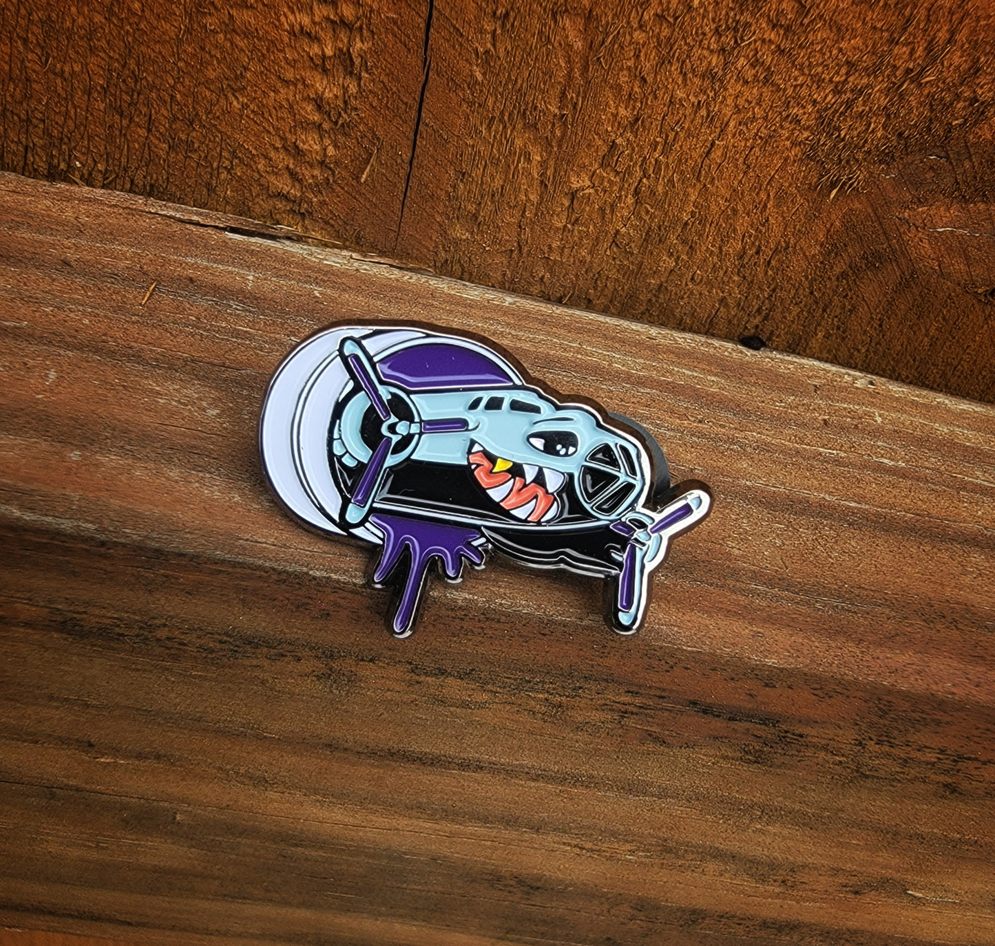 Screwston Aero Lapel Pin